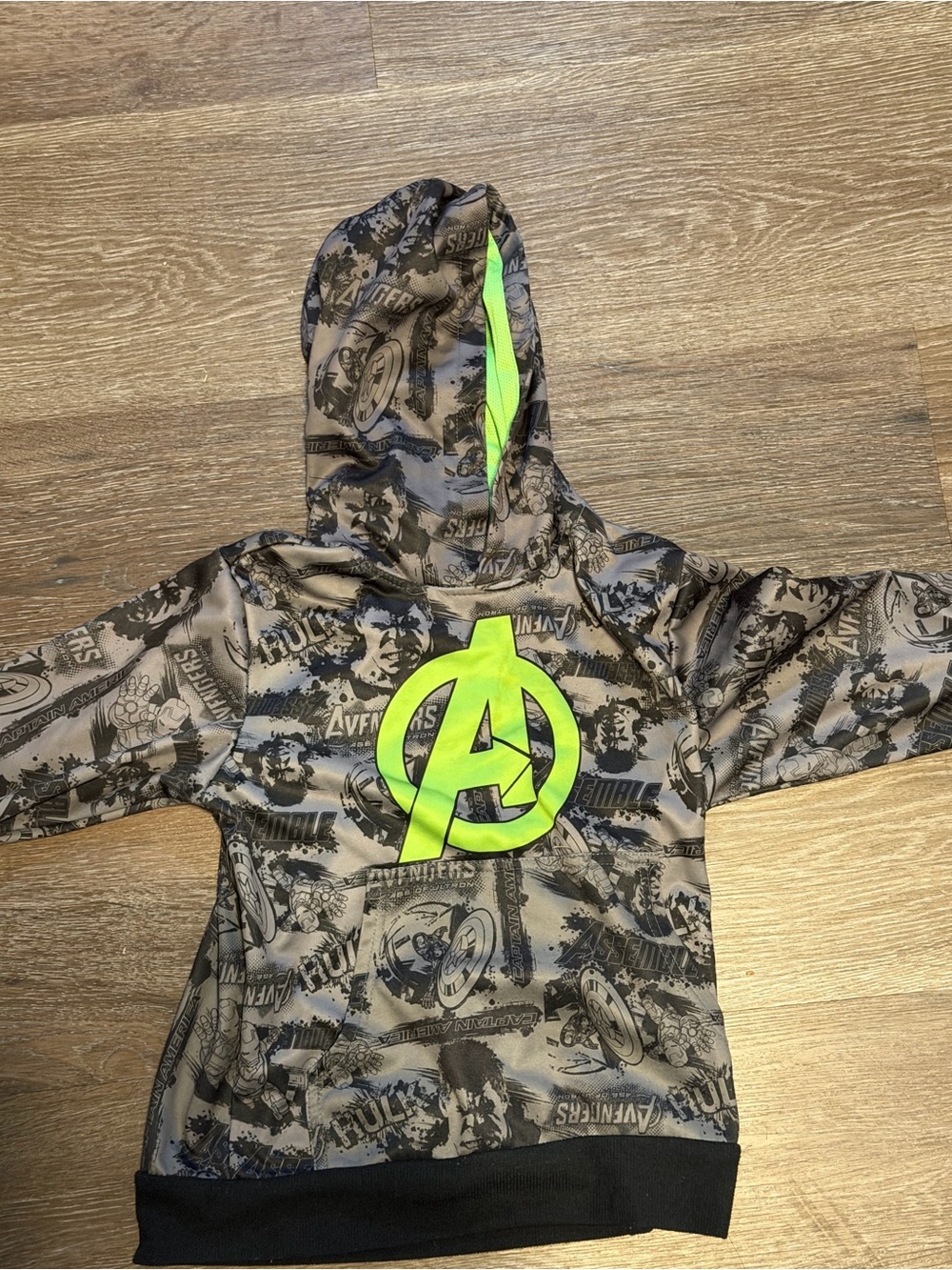 Marvel Avengers Hoodie Kids Size 6/7 - All Over Print Y2K Superhero
Price